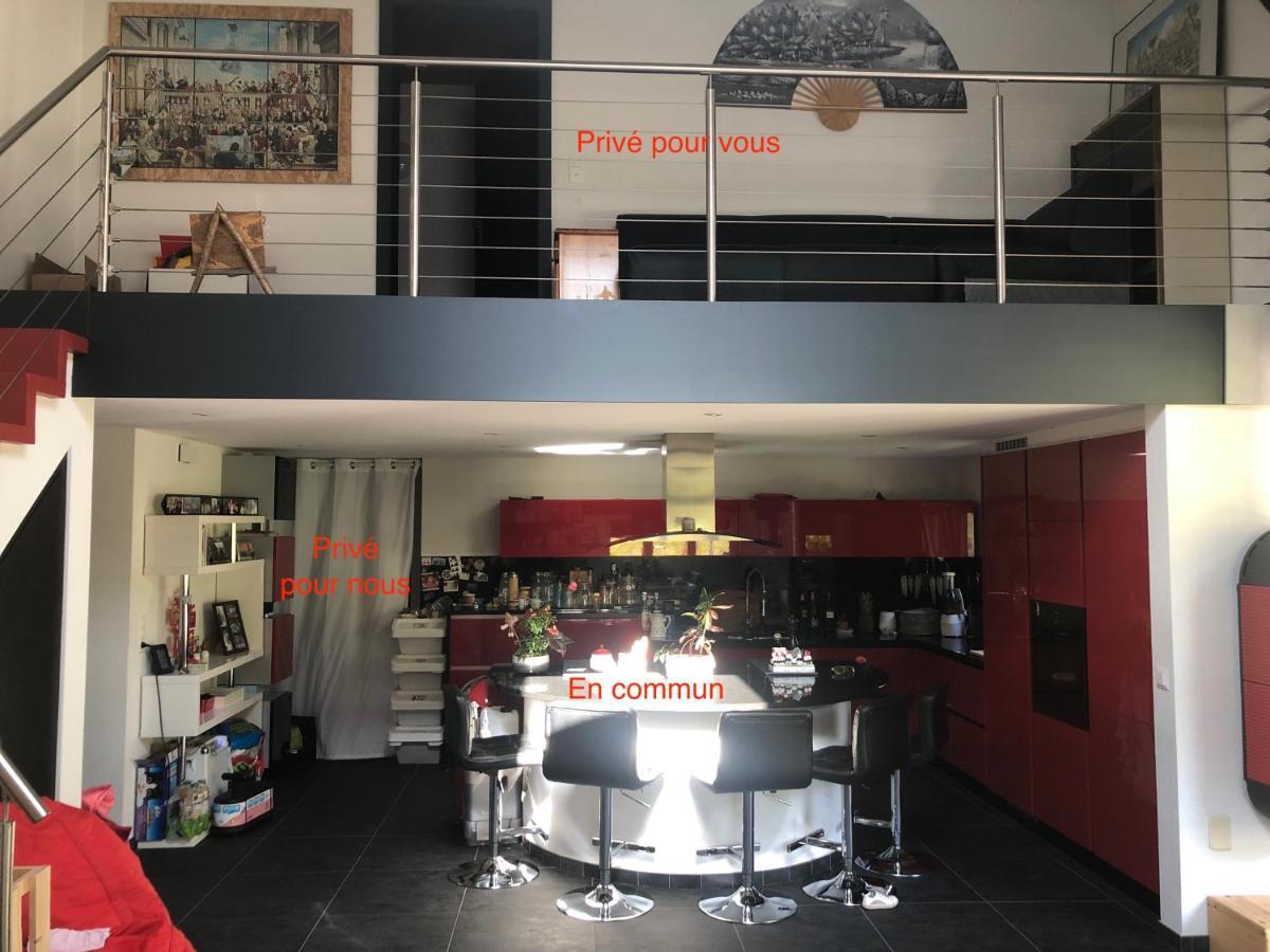 Logement Chez L'Habitant Etage Independant Grone Ngoại thất bức ảnh